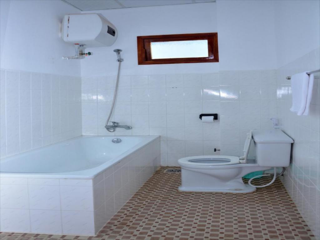 Hong Minh Hotel Vung Tau Exterior photo